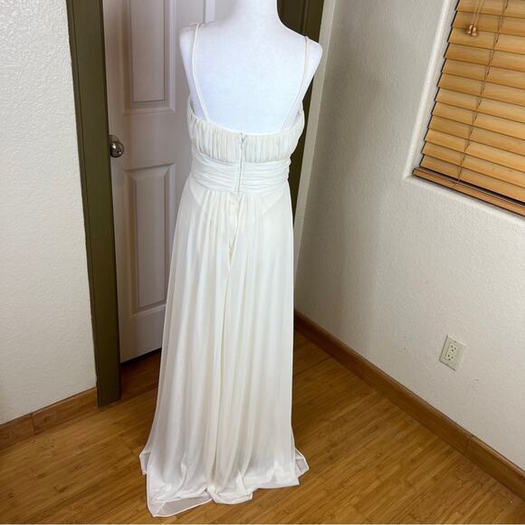 Cindy USA White Floral Applique Gown. - Picture 7 of 14